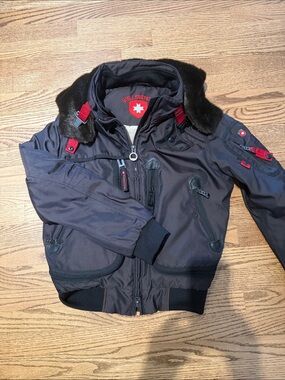 Wellensteyn Womens Rescue Jacket sz M. Brown with Red Logo Shield